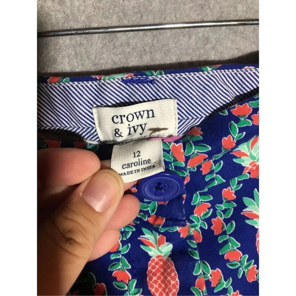 Womens Crown & Ivy Shorts Pineapple Floral Novelty Print Caroline Summer Spring - Picture 4 of 5